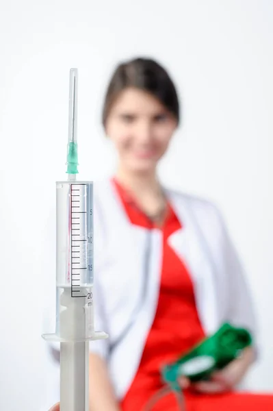 Syringe Injection Checks Eye Level Medical Procedures — Stock Photo, Image