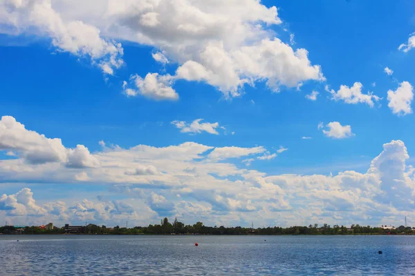 mavi gökyüzü bulut açık hava