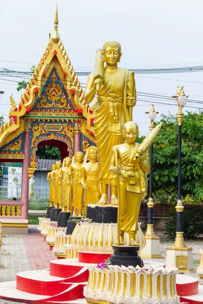 Buddha Sidvali Emas Berdiri Kuil Thaiiand — Stok Foto