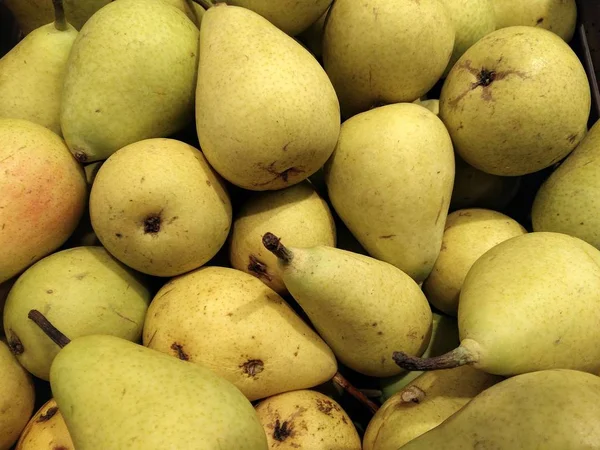 Konsistens av utomhus päron i trädgården — Stockfoto