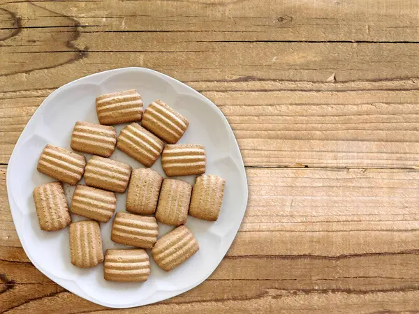 Pliki cookie na podłoże drewniane, w kuchni — Zdjęcie stockowe