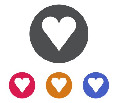 Beyaz arkaplanda kalp simgesi ayarlandı