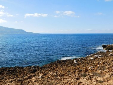 gün boyunca açık havada deniz