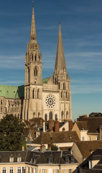 De kathedraal van de onze Lieve Vrouwe van Chartres, Frankrijk. — Stockfoto