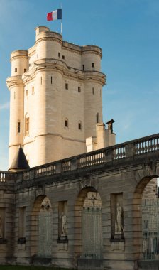 Vincennes Kalesi; Fransa.