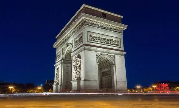 Η Θριαμβική Αψίδα τη νύχτα, Παρίσι, Γαλλία. — Φωτογραφία Αρχείου