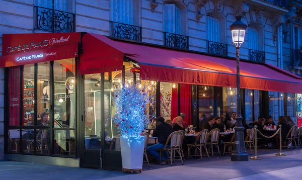 O café de Paris, Paris, França . — Fotografia de Stock
