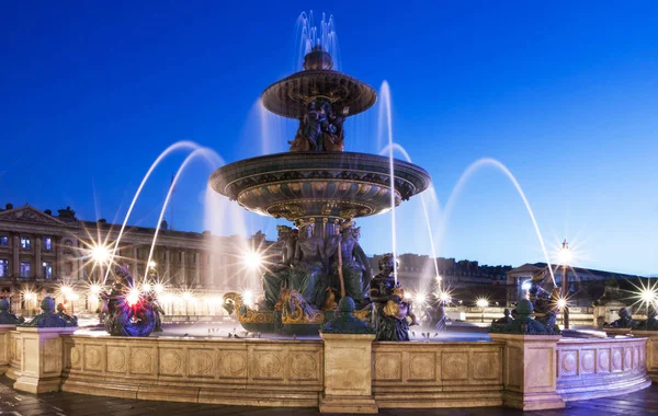 Çeşme de la Concorde, Paris, Fransa.