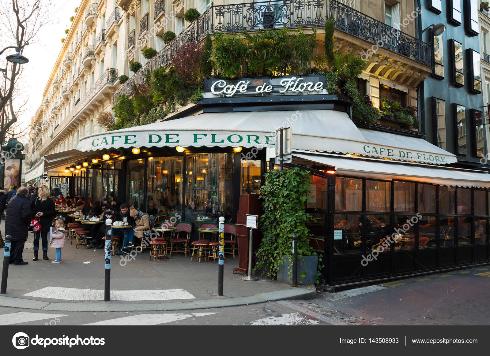 The Famous Cafe De Flore Paris France Stock Editorial Photo C Kovalenkovpetr The Famous Cafe De Flore Paris France Stock Editorial Photo C Kovalenkovpetr