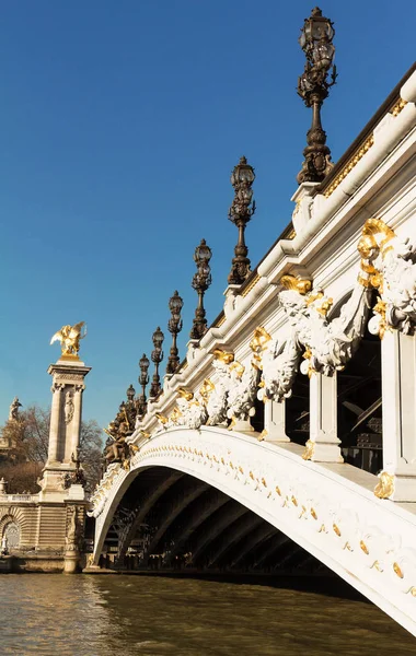 De brug van Alexandre Iii-brug, Parijs. Frankrijk. — Stockfoto