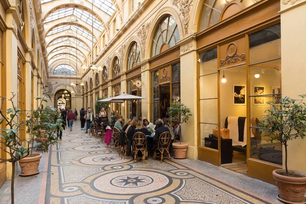 Ünlü Galerie Vivienne, Paris, Fransa.