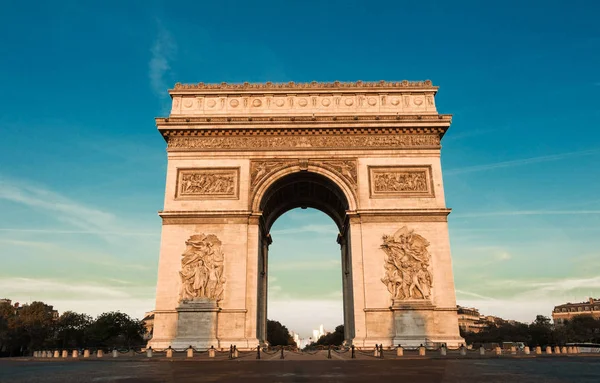 La célèbre arche de triomphe, Paris, France . — Photo