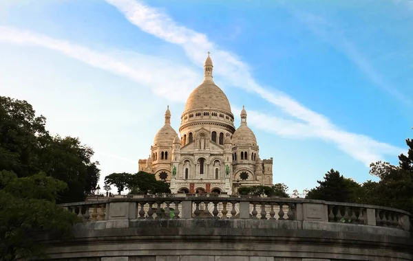 Bazilika Sacré coeur na Montmartru, Paříž. — Stock fotografie