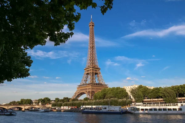 Słynnej wieży Eiffel, Paryż, Francja. — Zdjęcie stockowe