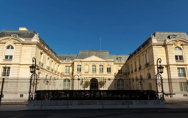 Le Château de la Muette est un château situé au bord du Bois de Boulogne à Paris, en France. . — Photo