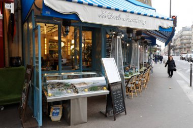 Fransa 'nın başkenti Paris' te bulunan geleneksel Fransız restoranı Le Ceecle Lüksemburg.
