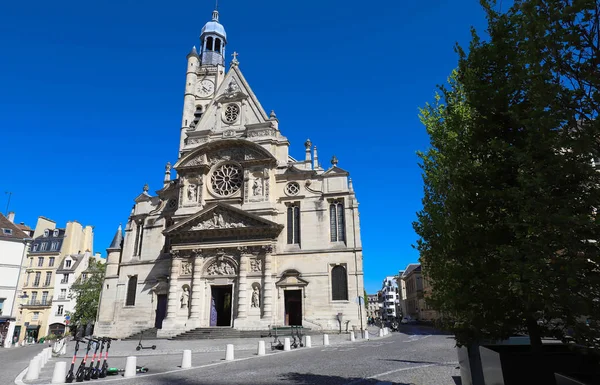 Kerk van Saint-Etienne-du-Mont 1494-1624 in Parijs bij Pantheon. — Stockfoto