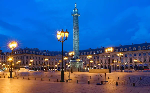 Στήλη Vendome Άγαλμα Του Ναπολέοντα Βοναπάρτη Στην Place Vendome Νύχτα — Φωτογραφία Αρχείου