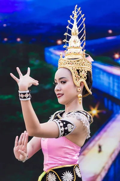 Thailändska Folkmusik dansare — Stockfoto