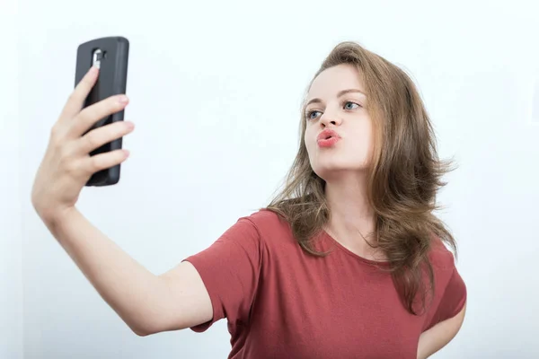 Sorrindo Jovem Caucasiano Menina Mulher Tomando Selfie Fazer Uma Chamada — Fotografia de Stock