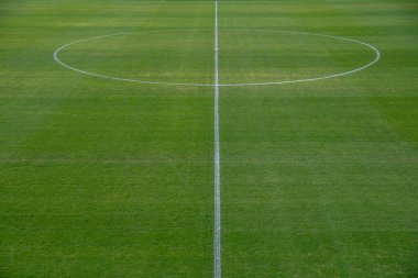 Düzgün futbol sahası maç için hazır.