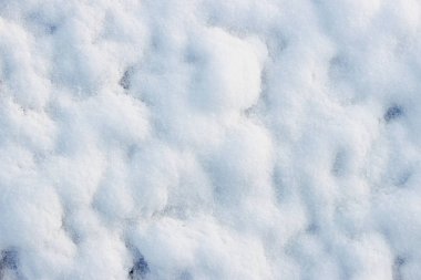 doku kazılmış toprak kaplı küçük sürüklenir gibi beyaz kar