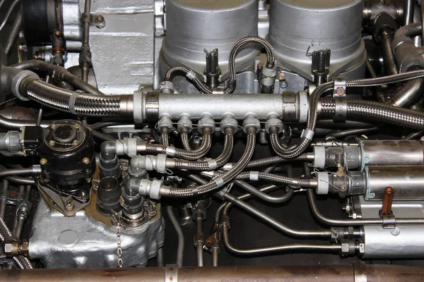 uçak motoru, Ordusu Havacılık, askeri uçak ve Havacılık ve uzay sanayi iç yapısı