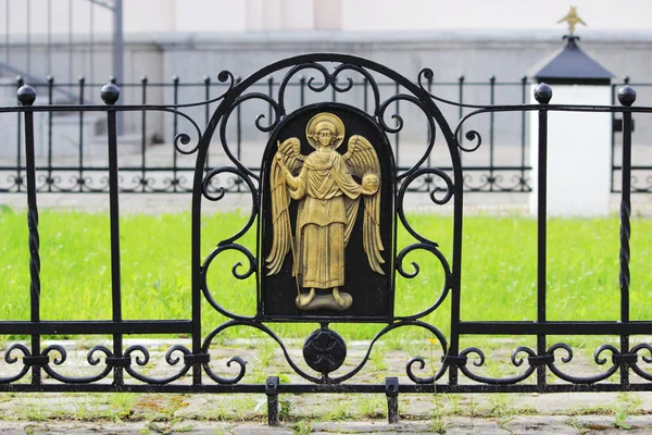 Image Angel Metal Fence Territory Orthodox Church Russia — Stock Photo, Image