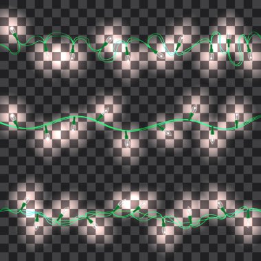 Garland ışıkları parlayan beyaz dizi