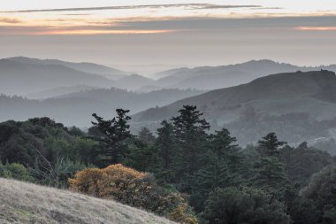 Rusya Ridge Santa Cruz Dağları tepeleri günbatımı haddeleme