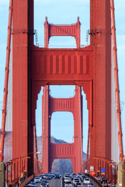 Golden Gate Köprüsü Closeup Kuzey arıyorum. San Francisco, Kaliforniya, ABD.