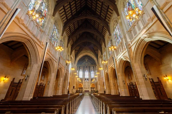 旧金山 加利福尼亚 2017年12月10日 的内部多米尼克的教会 在旧金山的 多米尼克教堂里 — 图库照片