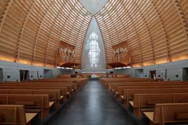 Oakland, California - 11 Şubat 2018: İç Katedral Mesih'in ışık. İç Oakland Katedrali.