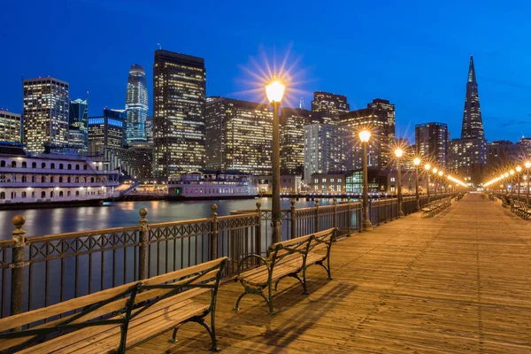 San Francisco Skyline Promenade Pier San Francisco Californië Verenigde Staten — Stockfoto