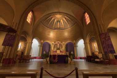 San Francisco, California - 10 Mart 2018: İç in Basilica Kilisesi Altar Mission San Francisco de Asis veya Mission Dolores