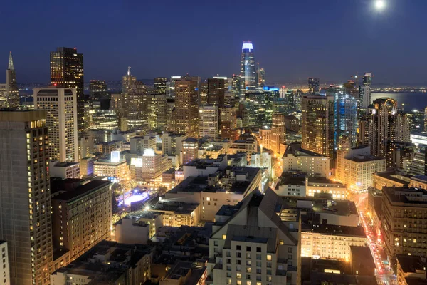 San Francisco Skyline Met Een Opkomende Maan San Francisco Stadsgezichten — Stockfoto