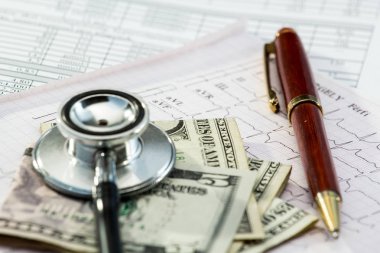 Steteskop ve Elektrokardiyogram para. 