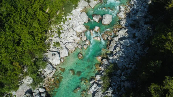 Soca Nehri, Slovenya, zümrüt suların rafting cenneti vardır