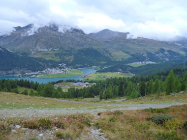 Sonbahar romantik alp peyzaj