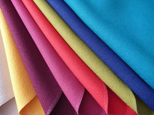 Variedade de escolha de tecidos coloridos — Fotografia de Stock