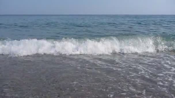 Vidéo de vagues calmes sur la côte Est — Video