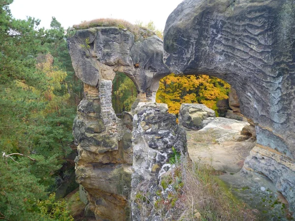 Ruin of a rotstejn castle in bohemian paradise — Stock Photo, Image