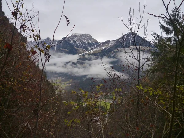 Berchtesgaden에서 겨울의 시작 부분에서 산악 풍경 — 스톡 사진