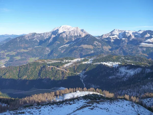 Berglandschap aan het begin van de winter in berchtesgaden — Stockfoto