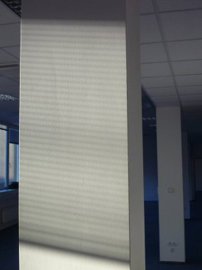 ışık ve gölge çizgili desen bir duvar