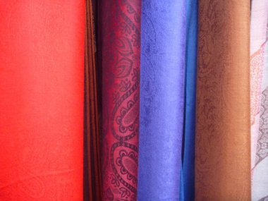 eşarp çok renkli seçim