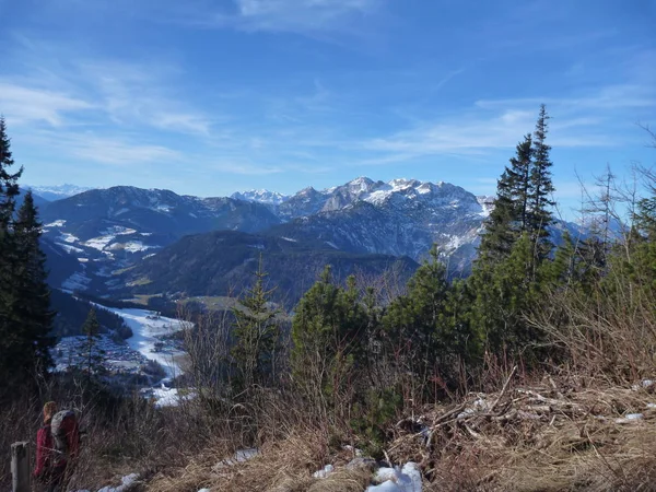 Início do inverno trekking em belo salzkammergut — Fotografia de Stock