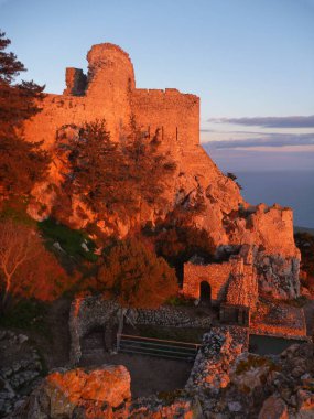 romanric Sunrise Kıbrıs kantara Kalesi