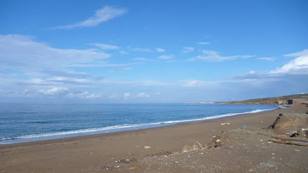 Rocky shore on akamas peninsula in cyprus — Stock Photo, Image