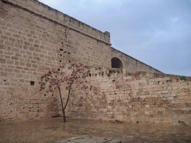 Şehir Mağusa'nın güçlü sur korunmuş 